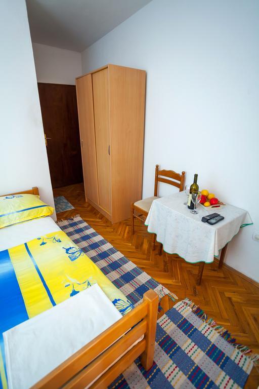 Apartments Marko ティヴァト 部屋 写真