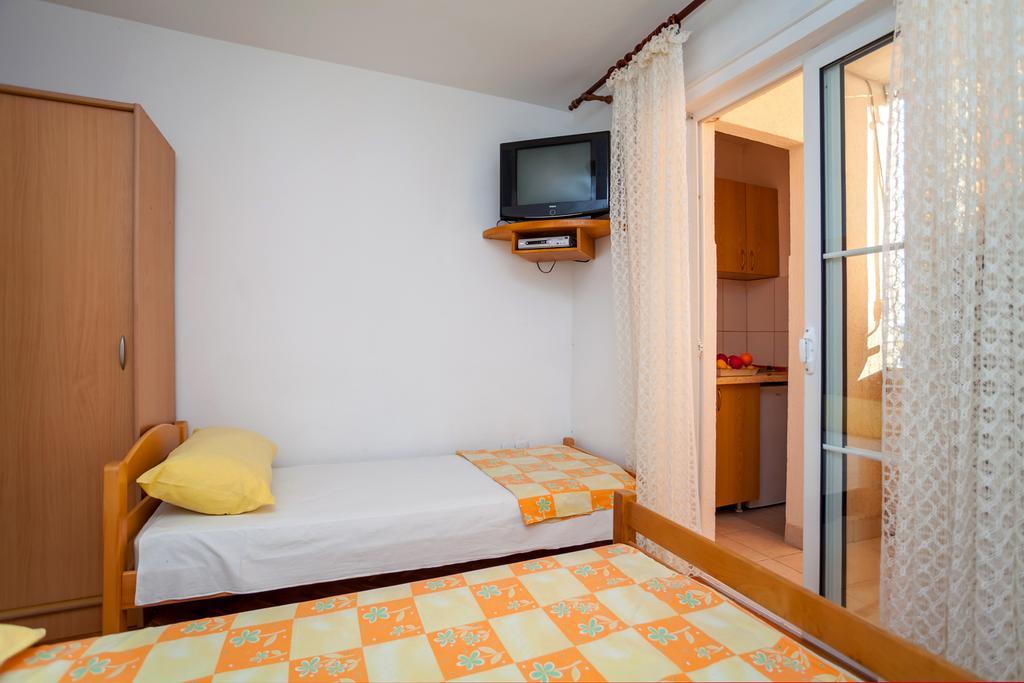 Apartments Marko ティヴァト 部屋 写真