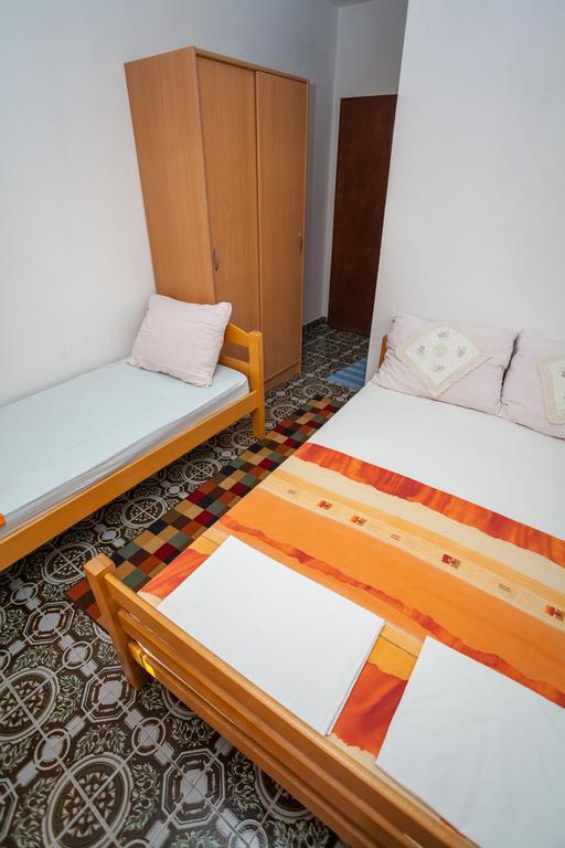 Apartments Marko ティヴァト 部屋 写真